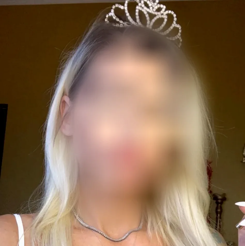 Abigail, 35