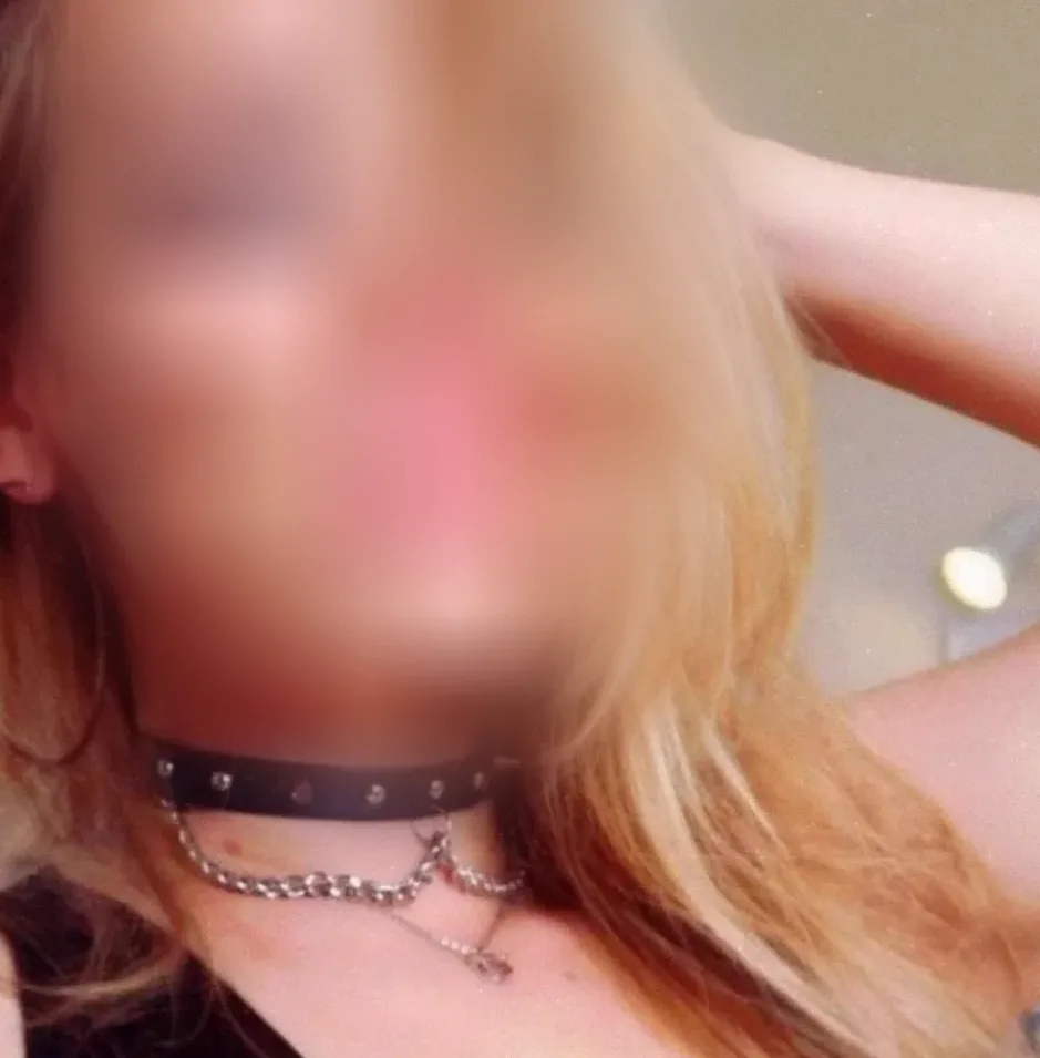 Freya, 25