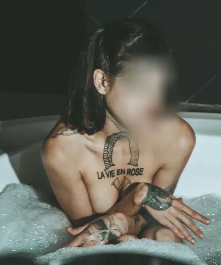 Natalie, 36